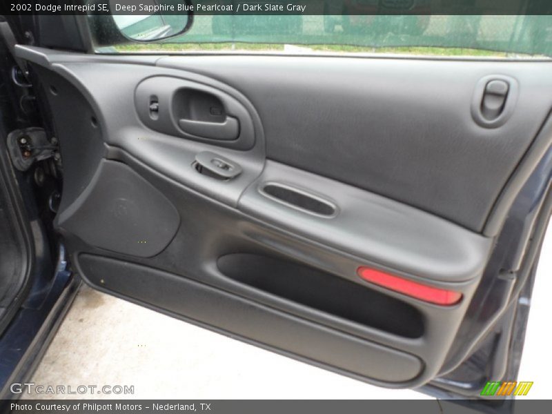 Deep Sapphire Blue Pearlcoat / Dark Slate Gray 2002 Dodge Intrepid SE