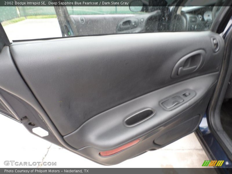 Deep Sapphire Blue Pearlcoat / Dark Slate Gray 2002 Dodge Intrepid SE