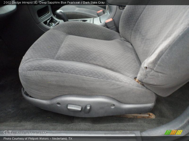 Deep Sapphire Blue Pearlcoat / Dark Slate Gray 2002 Dodge Intrepid SE