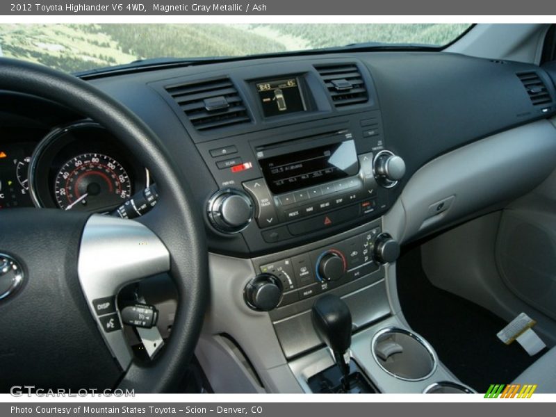 Magnetic Gray Metallic / Ash 2012 Toyota Highlander V6 4WD
