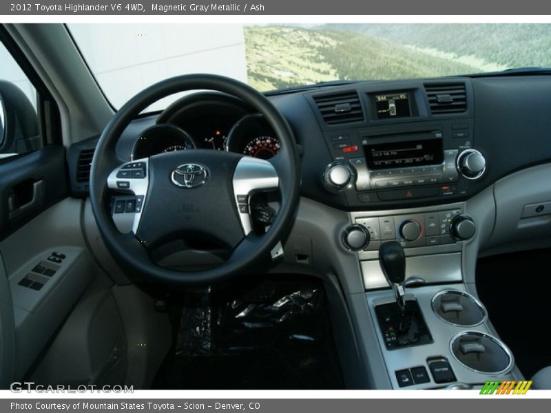 Magnetic Gray Metallic / Ash 2012 Toyota Highlander V6 4WD
