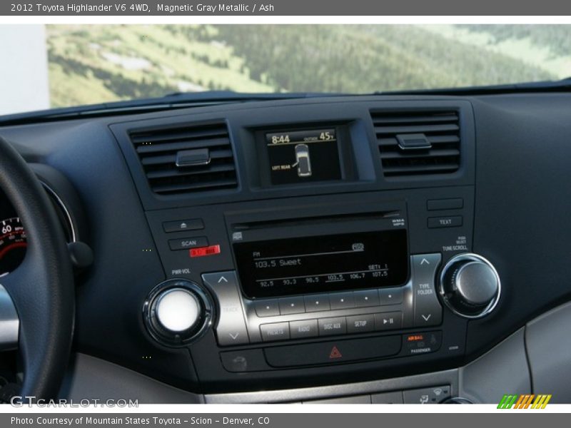 Magnetic Gray Metallic / Ash 2012 Toyota Highlander V6 4WD