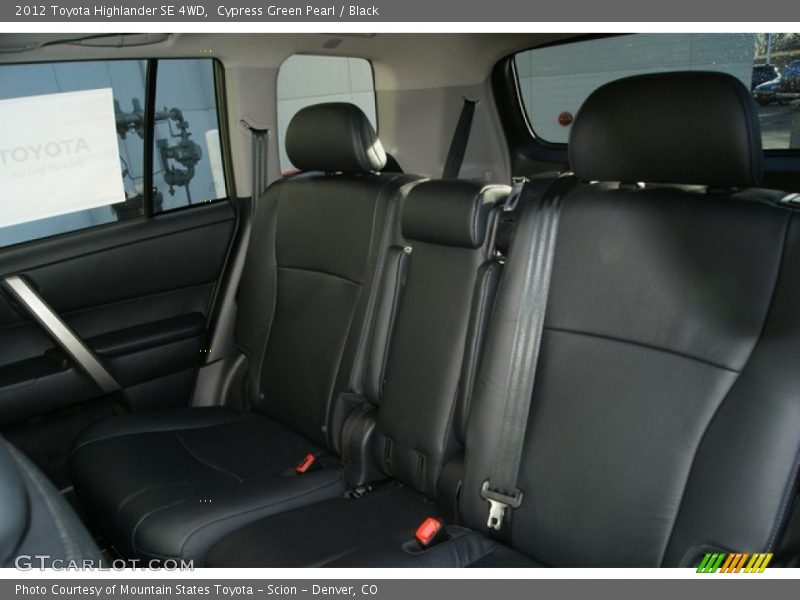 Cypress Green Pearl / Black 2012 Toyota Highlander SE 4WD