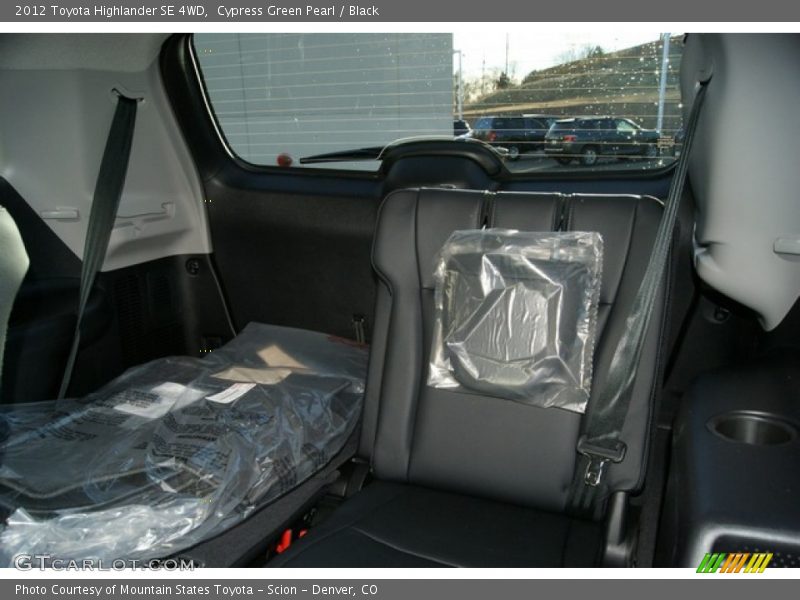 Cypress Green Pearl / Black 2012 Toyota Highlander SE 4WD