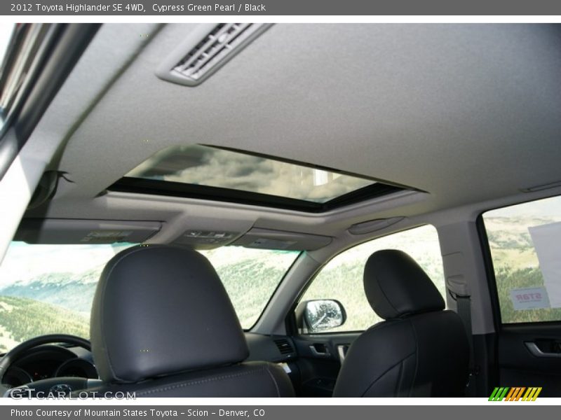 Cypress Green Pearl / Black 2012 Toyota Highlander SE 4WD
