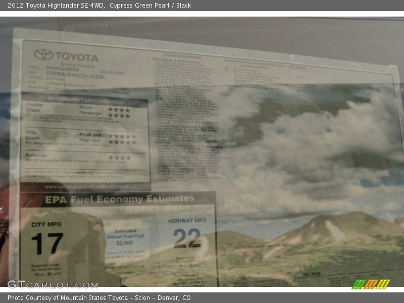 Cypress Green Pearl / Black 2012 Toyota Highlander SE 4WD