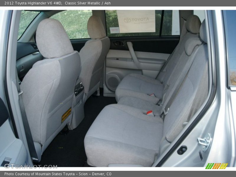 Classic Silver Metallic / Ash 2012 Toyota Highlander V6 4WD