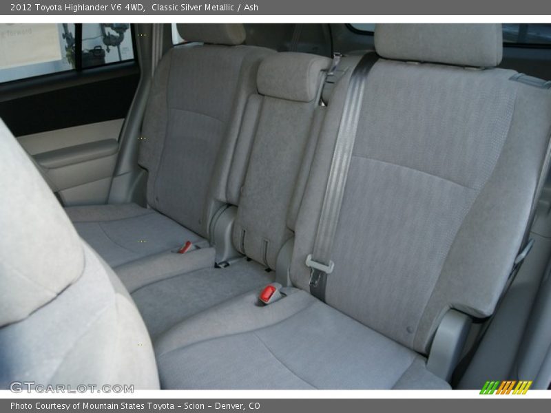 Classic Silver Metallic / Ash 2012 Toyota Highlander V6 4WD