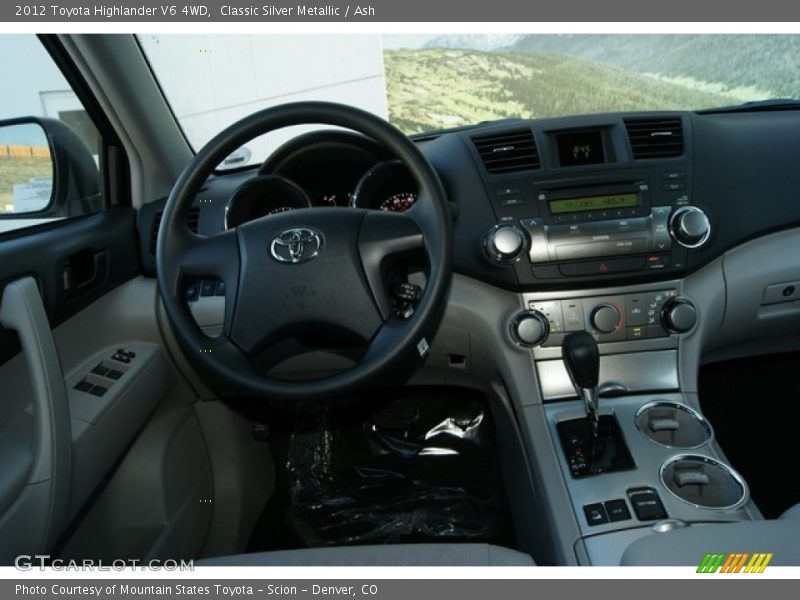 Classic Silver Metallic / Ash 2012 Toyota Highlander V6 4WD
