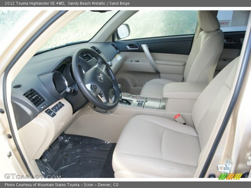 Sandy Beach Metallic / Sand Beige 2012 Toyota Highlander SE 4WD