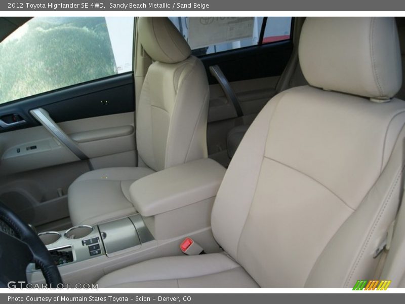 Sandy Beach Metallic / Sand Beige 2012 Toyota Highlander SE 4WD