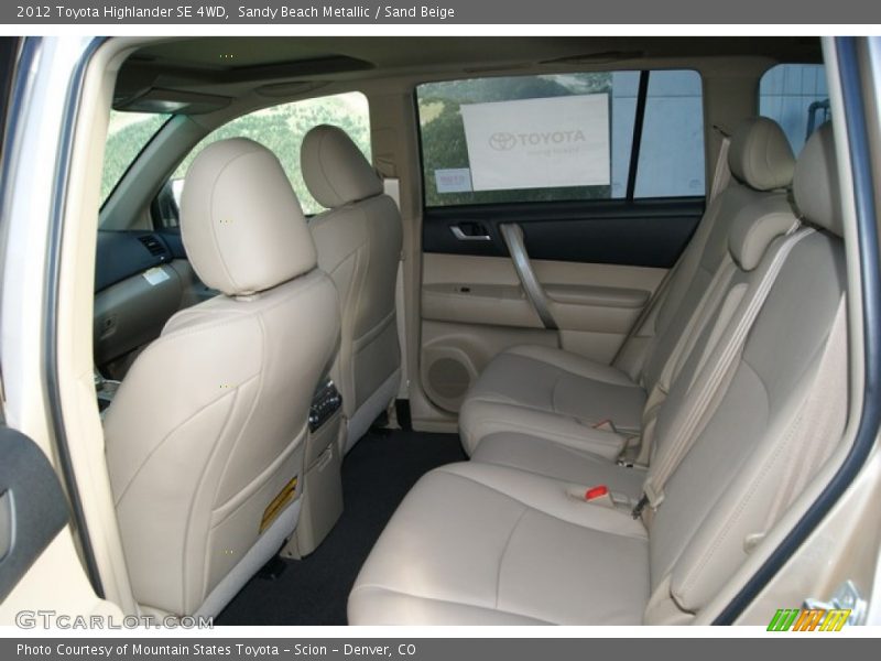 Sandy Beach Metallic / Sand Beige 2012 Toyota Highlander SE 4WD
