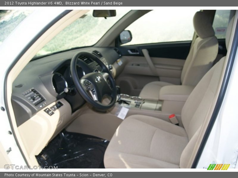 Blizzard White Pearl / Sand Beige 2012 Toyota Highlander V6 4WD