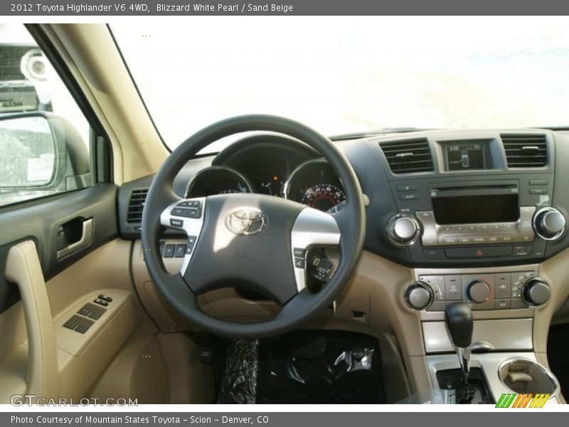 Blizzard White Pearl / Sand Beige 2012 Toyota Highlander V6 4WD
