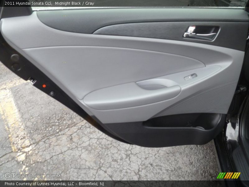 Midnight Black / Gray 2011 Hyundai Sonata GLS