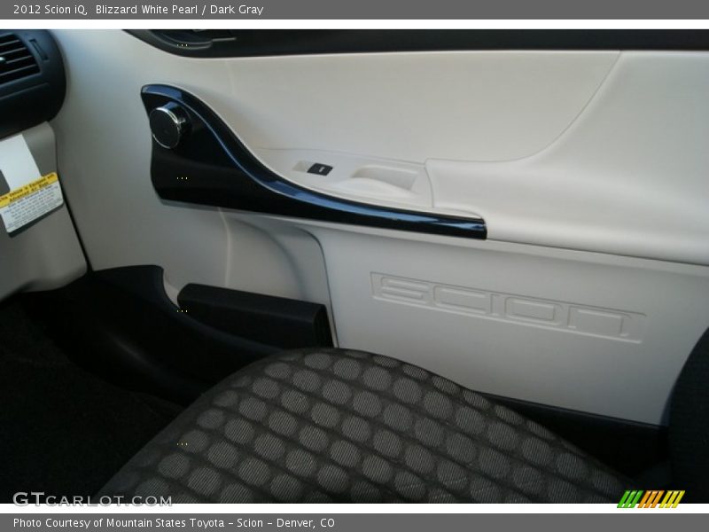 Blizzard White Pearl / Dark Gray 2012 Scion iQ