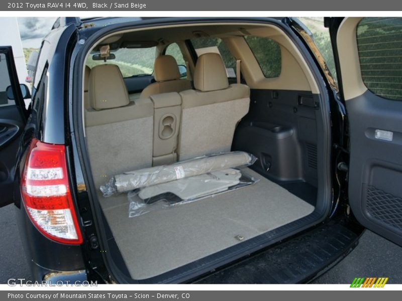  2012 RAV4 I4 4WD Trunk