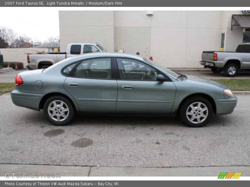 Light Tundra Metallic / Medium/Dark Flint 2007 Ford Taurus SE