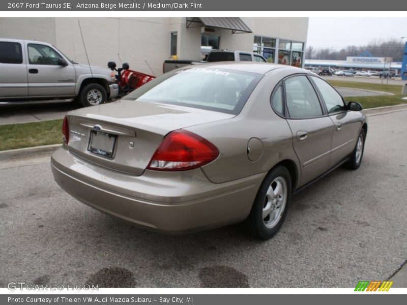 Arizona Beige Metallic / Medium/Dark Flint 2007 Ford Taurus SE