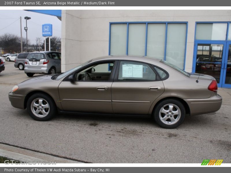 Arizona Beige Metallic / Medium/Dark Flint 2007 Ford Taurus SE