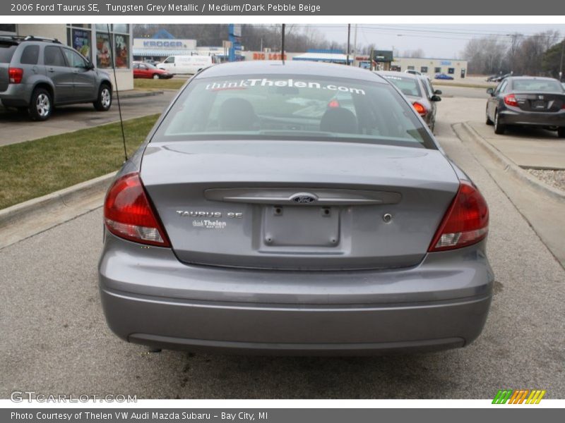 Tungsten Grey Metallic / Medium/Dark Pebble Beige 2006 Ford Taurus SE