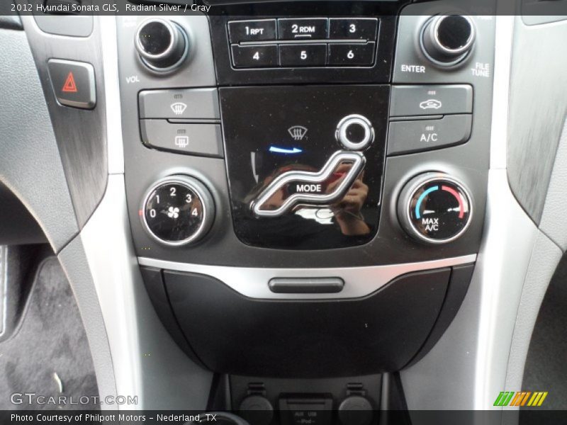Radiant Silver / Gray 2012 Hyundai Sonata GLS