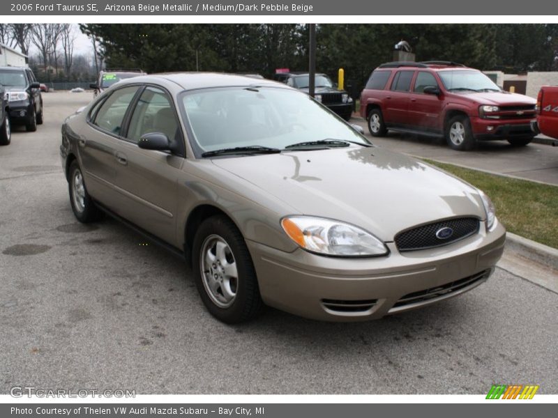 Arizona Beige Metallic / Medium/Dark Pebble Beige 2006 Ford Taurus SE