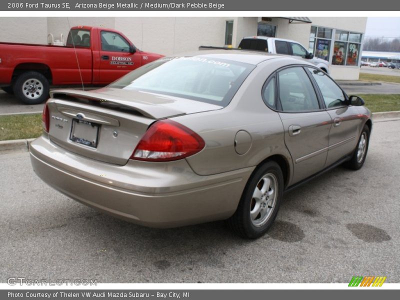 Arizona Beige Metallic / Medium/Dark Pebble Beige 2006 Ford Taurus SE