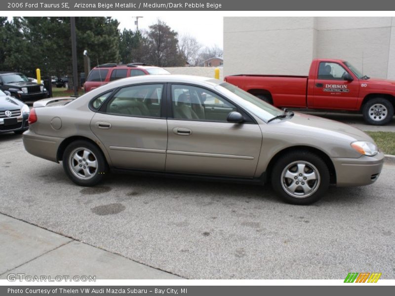 Arizona Beige Metallic / Medium/Dark Pebble Beige 2006 Ford Taurus SE