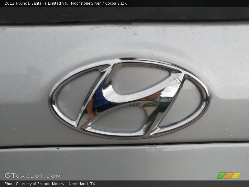 Moonstone Silver / Cocoa Black 2012 Hyundai Santa Fe Limited V6