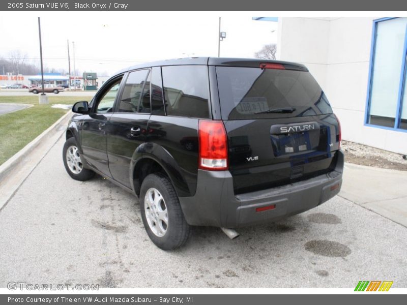 Black Onyx / Gray 2005 Saturn VUE V6