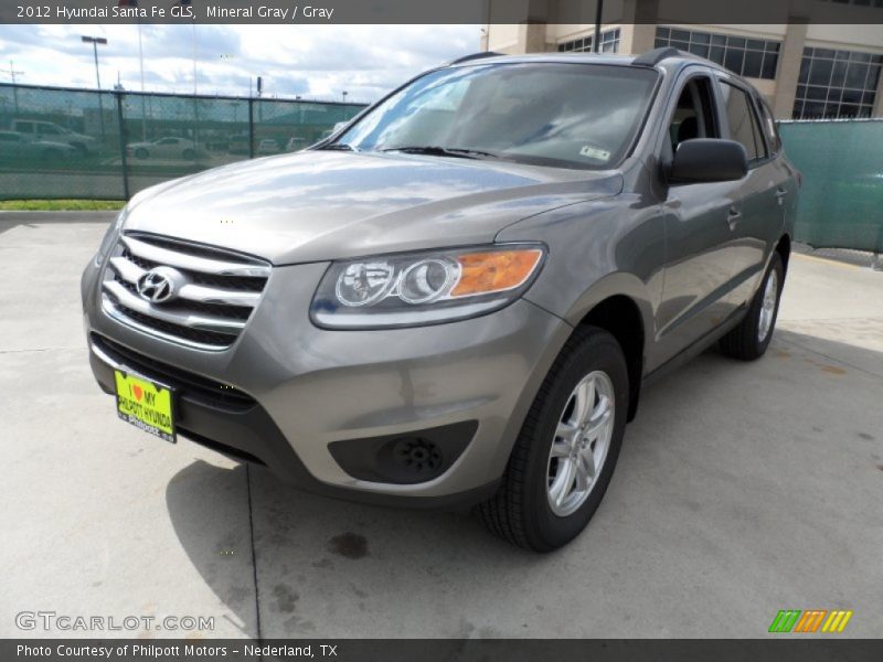 Mineral Gray / Gray 2012 Hyundai Santa Fe GLS