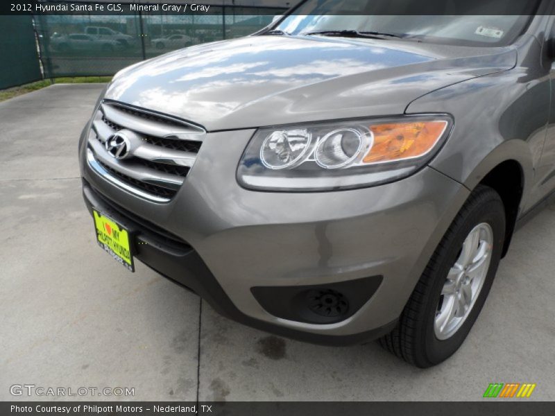 Mineral Gray / Gray 2012 Hyundai Santa Fe GLS