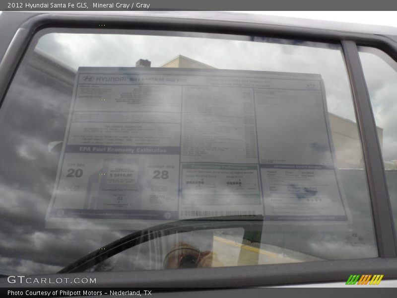 Mineral Gray / Gray 2012 Hyundai Santa Fe GLS