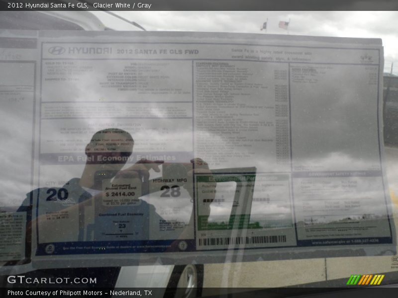 Glacier White / Gray 2012 Hyundai Santa Fe GLS