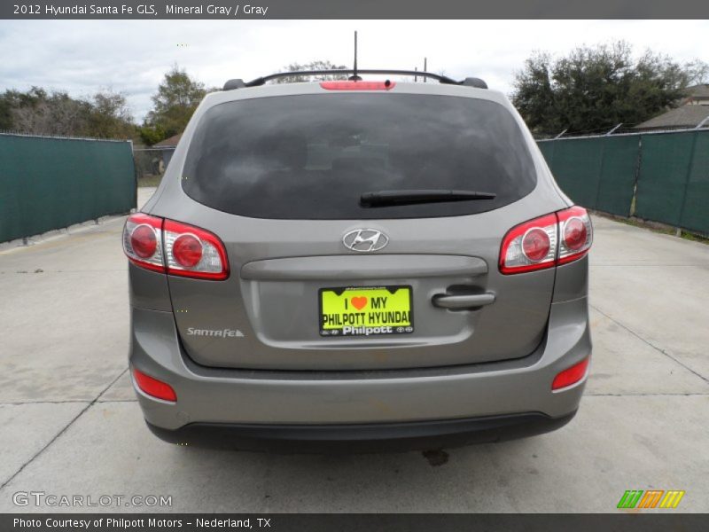 Mineral Gray / Gray 2012 Hyundai Santa Fe GLS