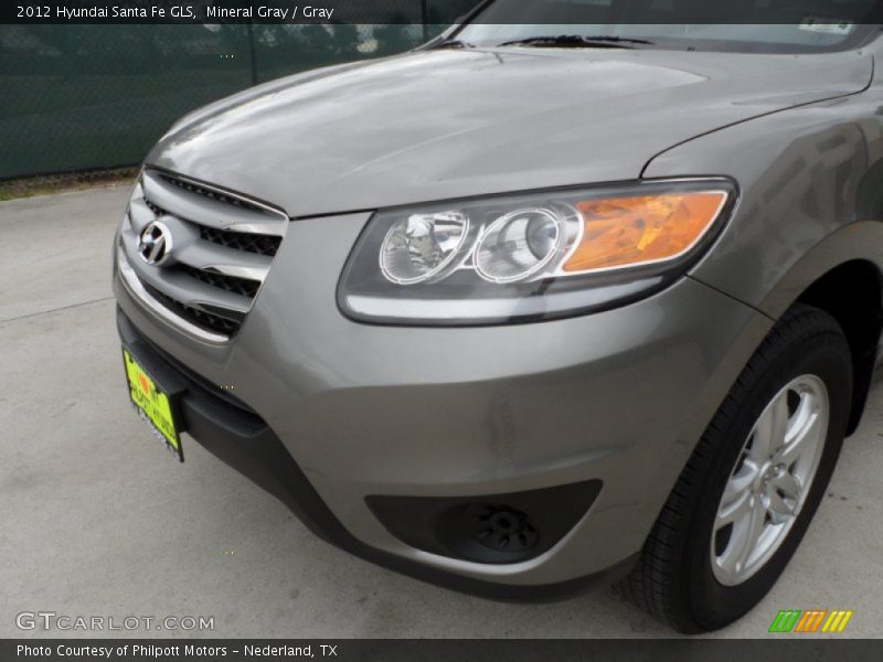 Mineral Gray / Gray 2012 Hyundai Santa Fe GLS
