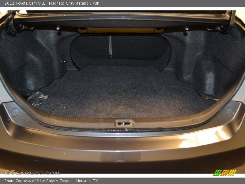 Magnetic Gray Metallic / Ash 2011 Toyota Camry LE