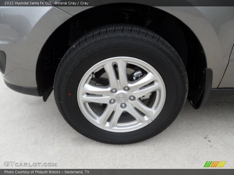 Mineral Gray / Gray 2012 Hyundai Santa Fe GLS