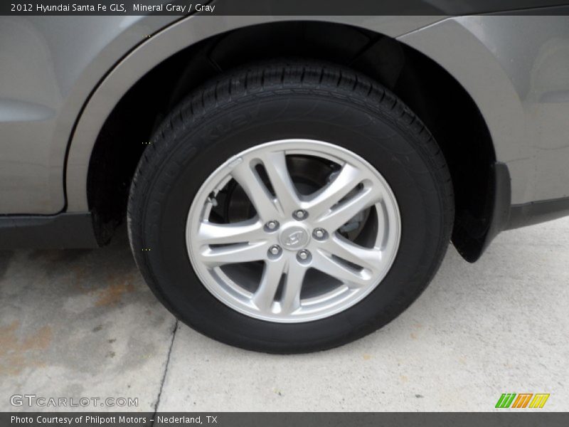 Mineral Gray / Gray 2012 Hyundai Santa Fe GLS