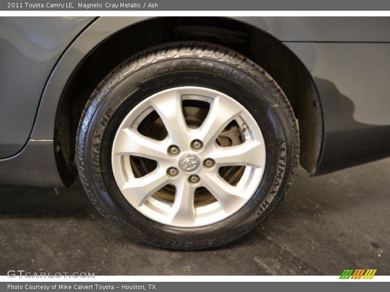 Magnetic Gray Metallic / Ash 2011 Toyota Camry LE
