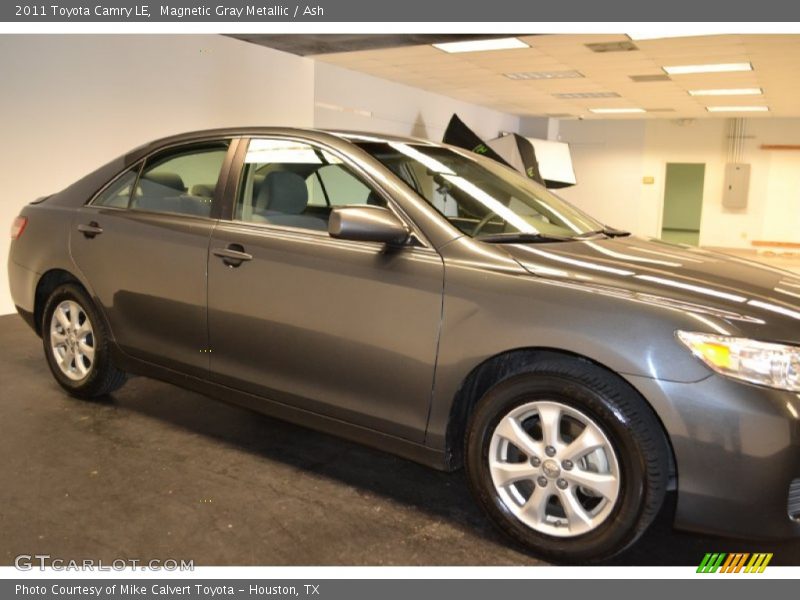 Magnetic Gray Metallic / Ash 2011 Toyota Camry LE