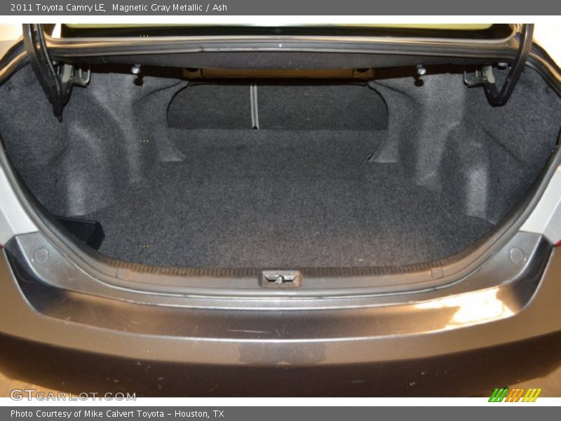 Magnetic Gray Metallic / Ash 2011 Toyota Camry LE