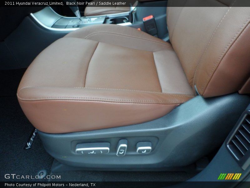Black Noir Pearl / Saddle Leather 2011 Hyundai Veracruz Limited