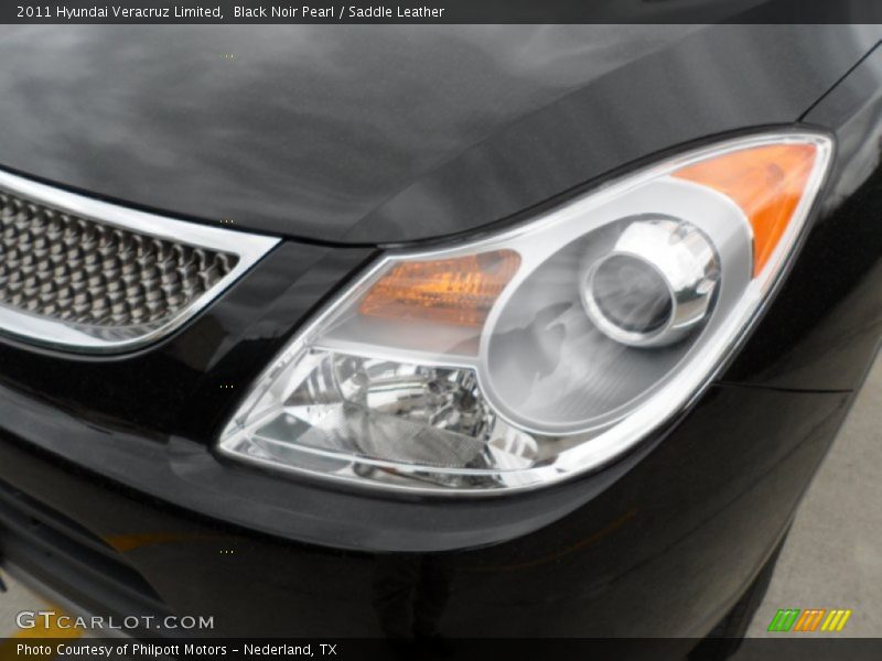 Black Noir Pearl / Saddle Leather 2011 Hyundai Veracruz Limited