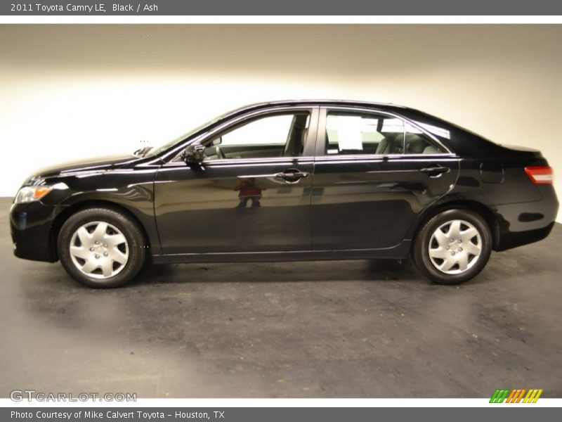 Black / Ash 2011 Toyota Camry LE
