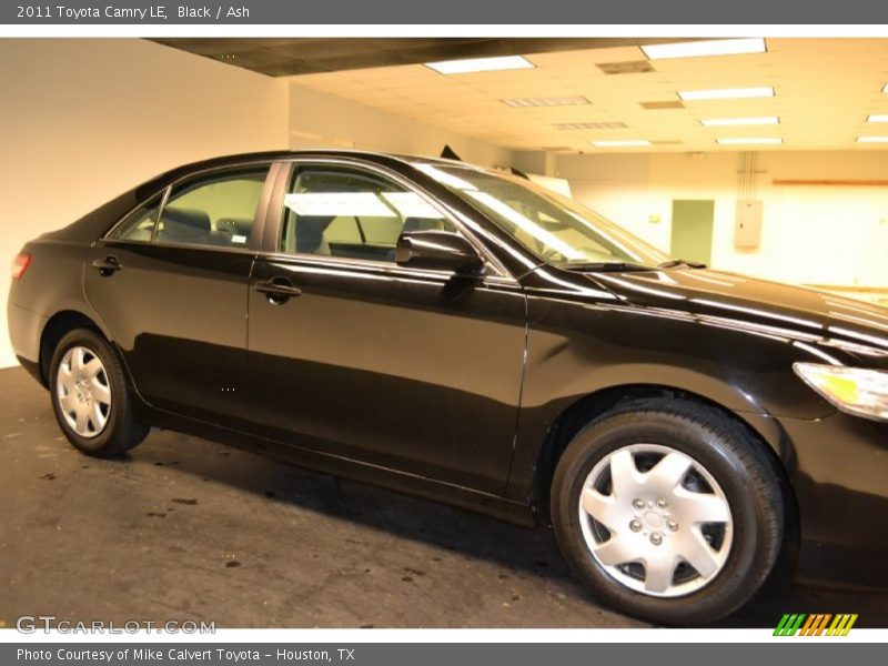 Black / Ash 2011 Toyota Camry LE