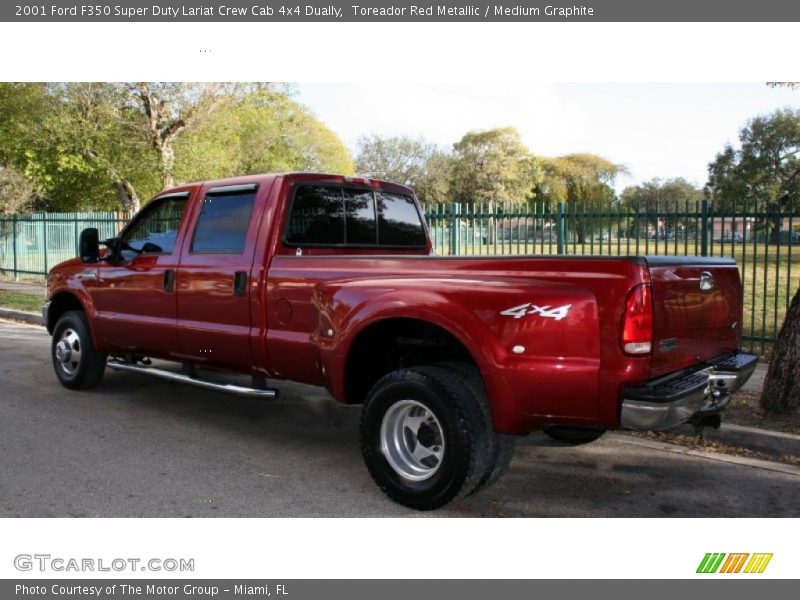 Toreador Red Metallic / Medium Graphite 2001 Ford F350 Super Duty Lariat Crew Cab 4x4 Dually