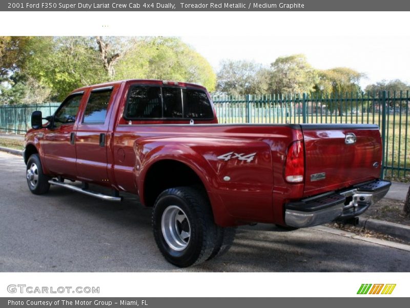 Toreador Red Metallic / Medium Graphite 2001 Ford F350 Super Duty Lariat Crew Cab 4x4 Dually