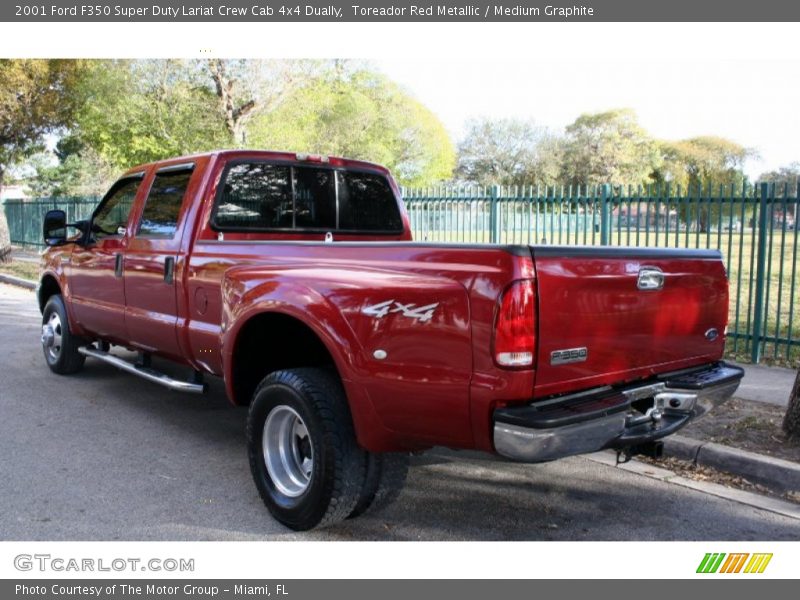 Toreador Red Metallic / Medium Graphite 2001 Ford F350 Super Duty Lariat Crew Cab 4x4 Dually